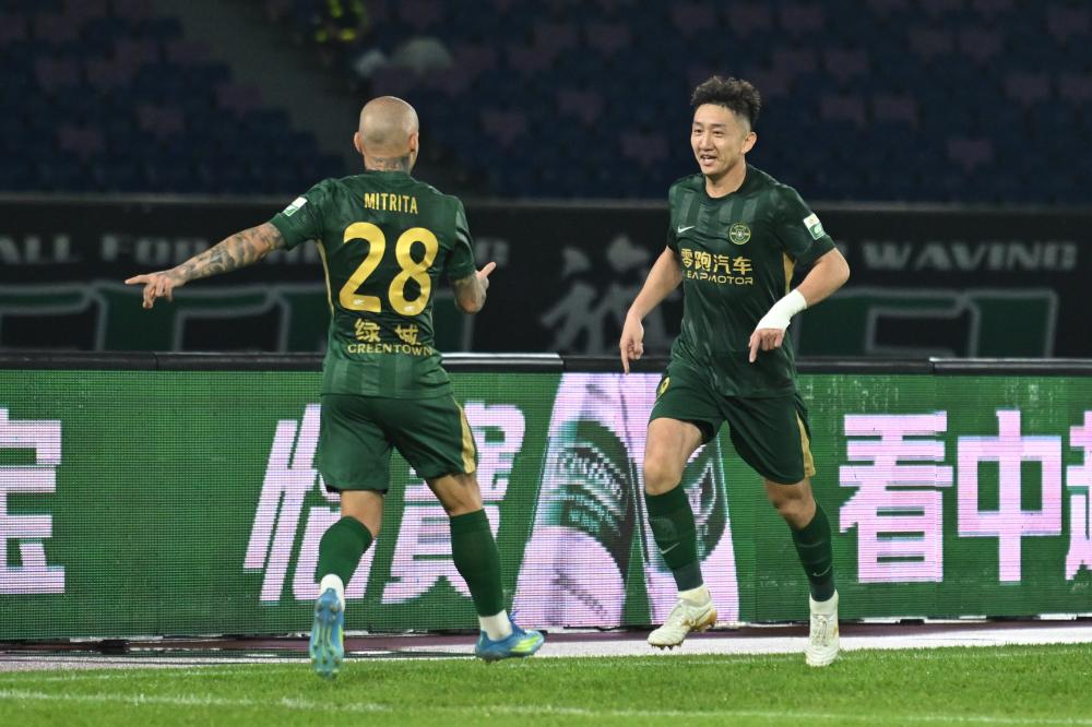 马克斯韦尔板球运动生涯高光与竞技价值解析